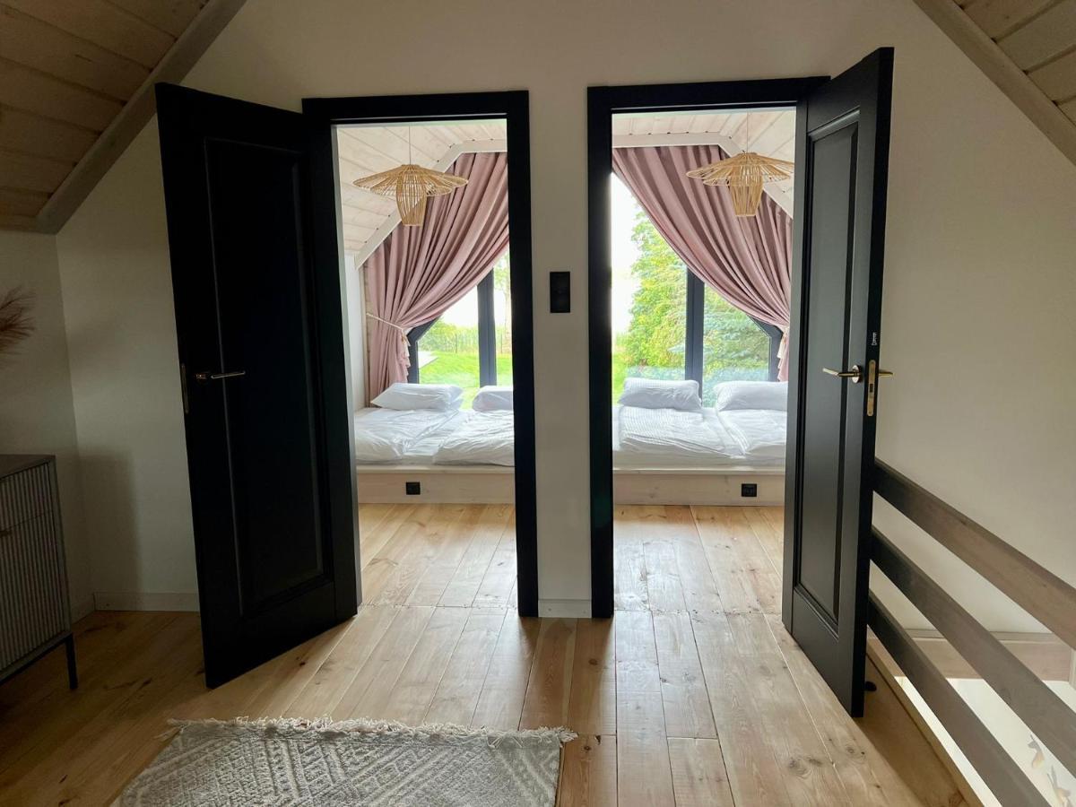 Okno Na Wode- Caloroczne Domy Z Linia Brzegowa Jeziora I Sauna Rybno  Экстерьер фото